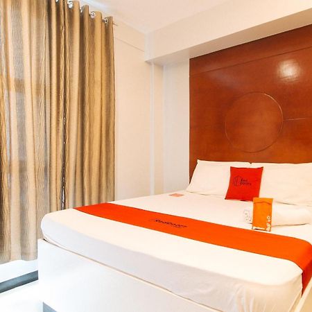Reddoorz Near Bambang Station Hotel Manilla Buitenkant foto